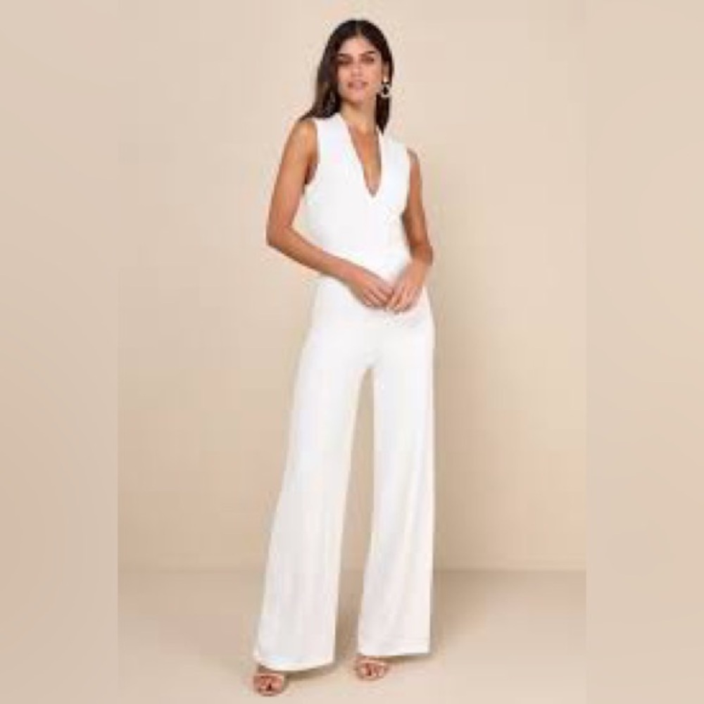 NWOT Lulus Thinking Out Loud White Backless Jumpsuit Size XS